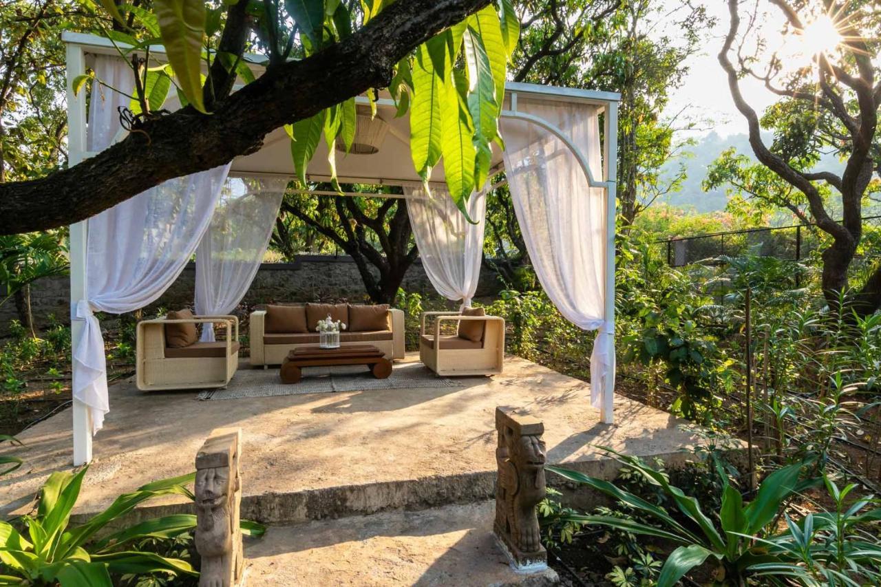 Stayvista At The Charcoal Villa Luxury Collection Alībāg Exterior foto