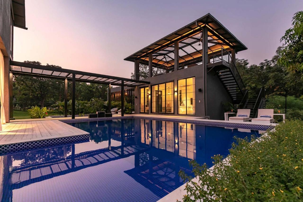 Stayvista At The Charcoal Villa Luxury Collection Alībāg Exterior foto