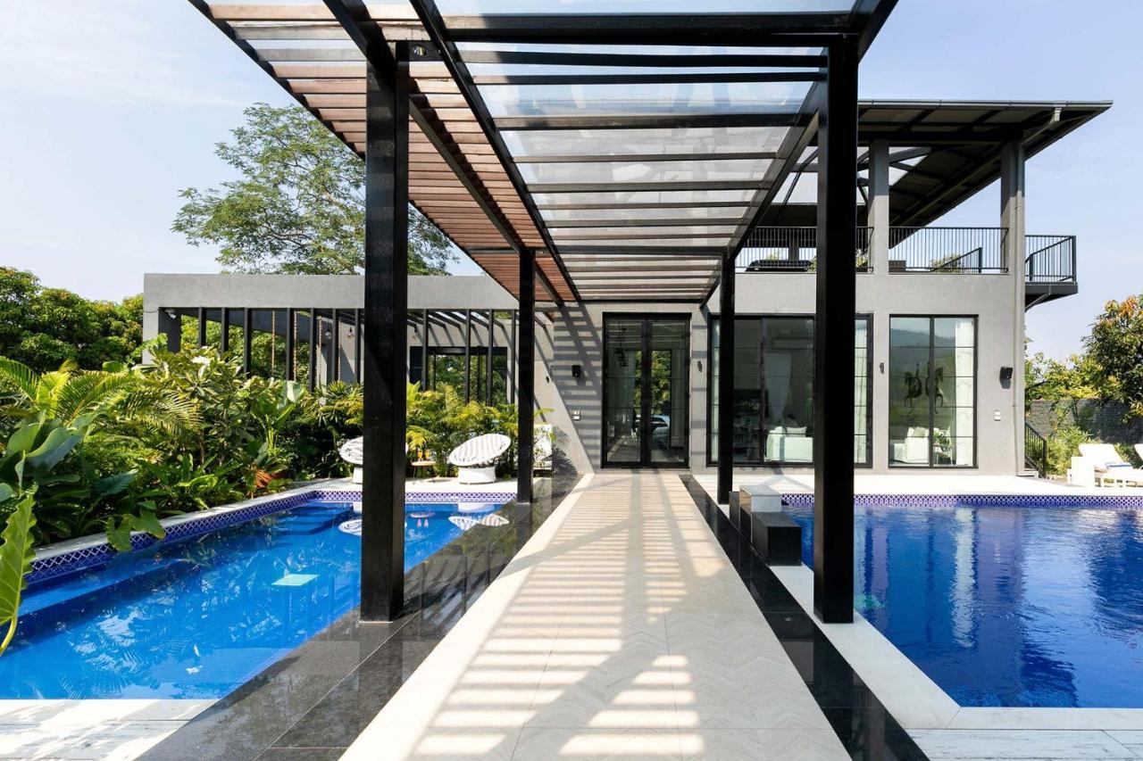 Stayvista At The Charcoal Villa Luxury Collection Alībāg Exterior foto